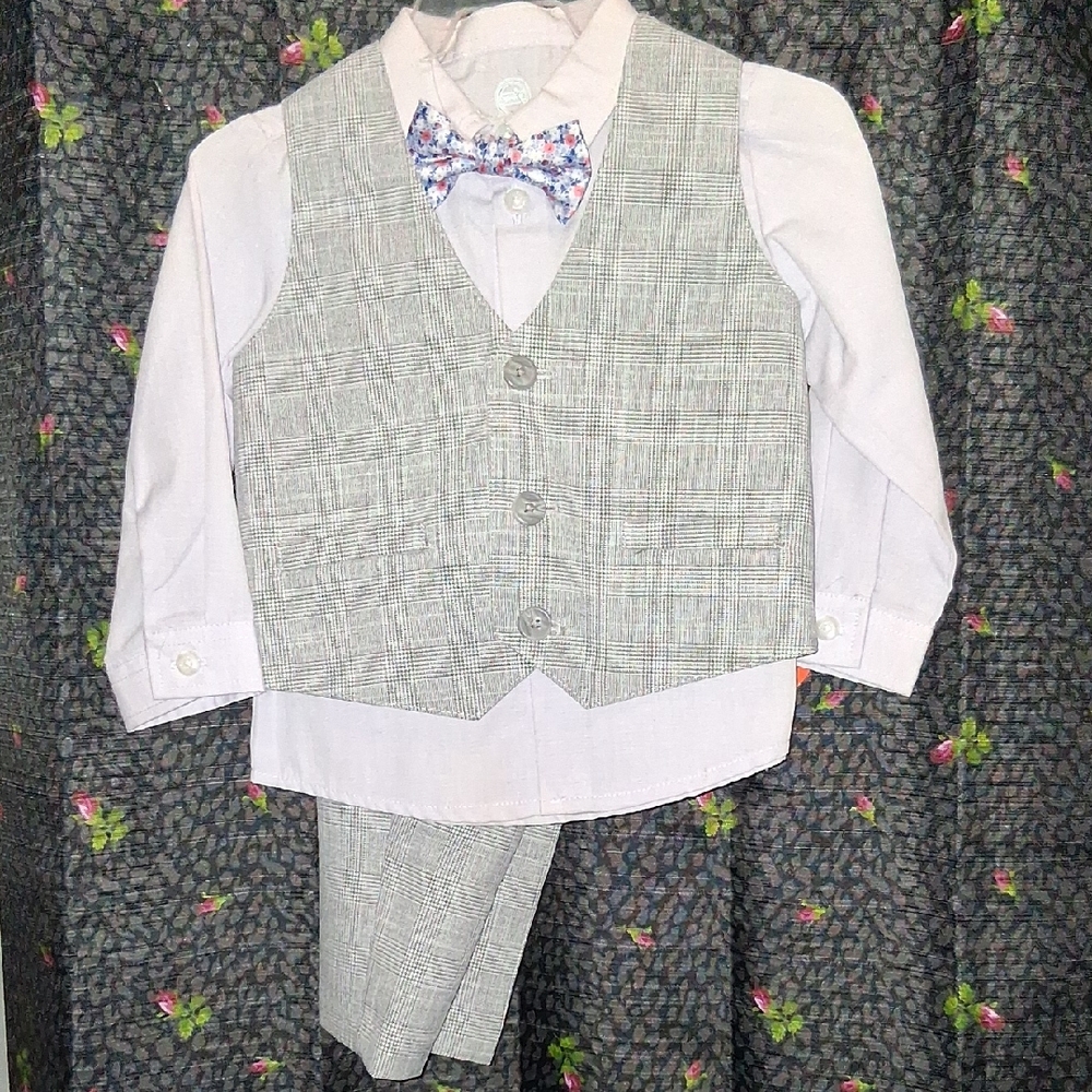 Gray Plaid Vest Suit with Purple Shirt And Bow Tie